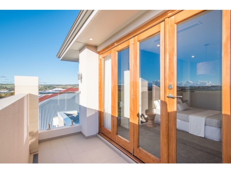 6 Cordage Court, Seaford Meadows SA 5169