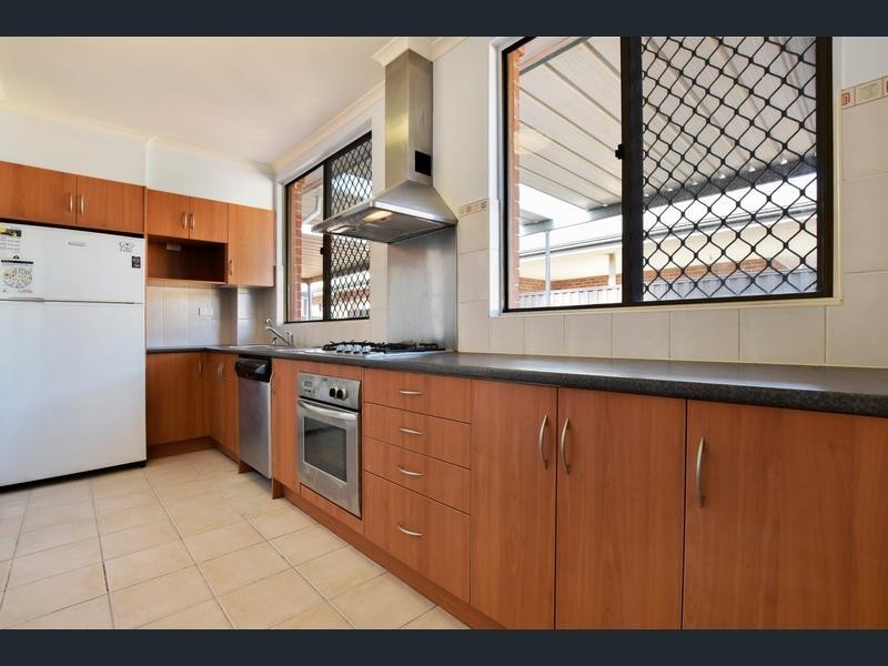 11 Hotchkiss Crescent, Croydon Park SA 5008