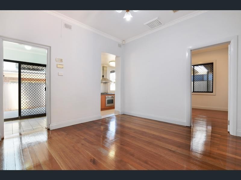 11 Hotchkiss Crescent, Croydon Park SA 5008