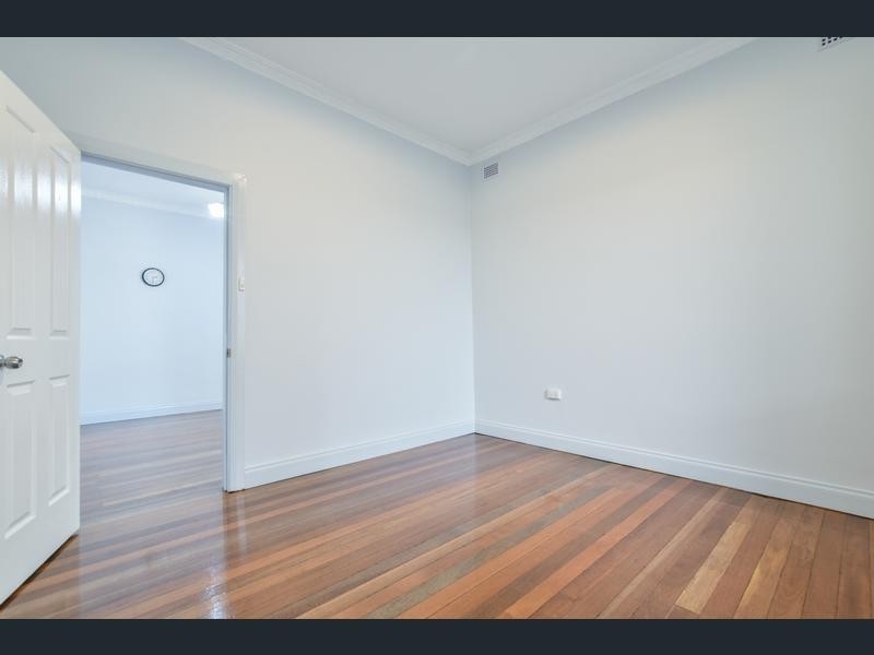 11 Hotchkiss Crescent, Croydon Park SA 5008