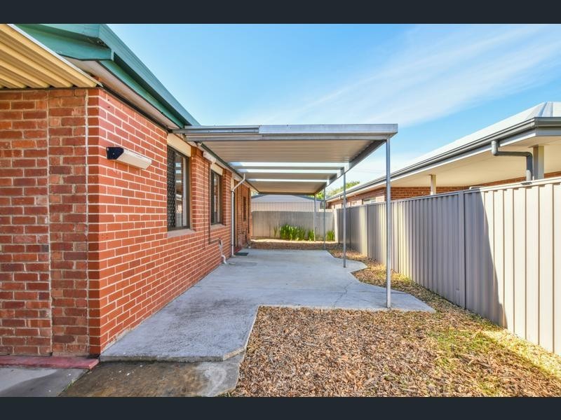 11 Hotchkiss Crescent, Croydon Park SA 5008