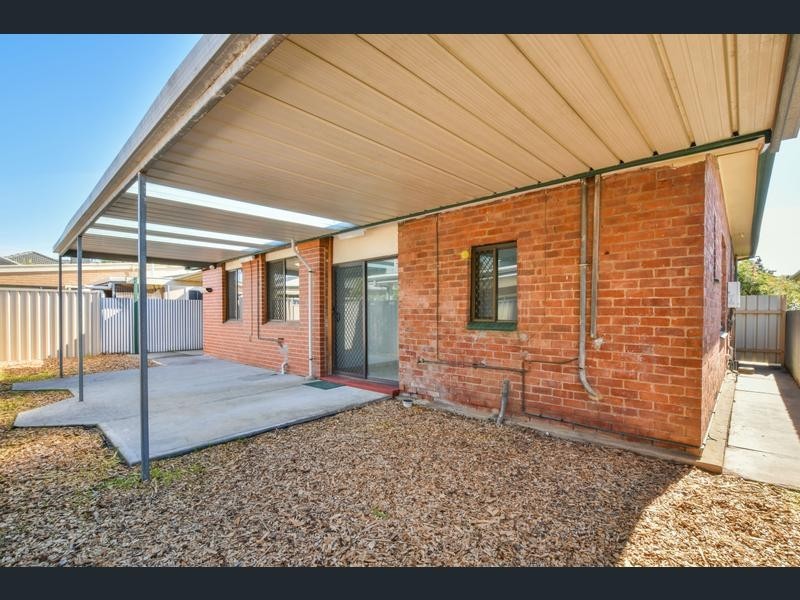 11 Hotchkiss Crescent, Croydon Park SA 5008