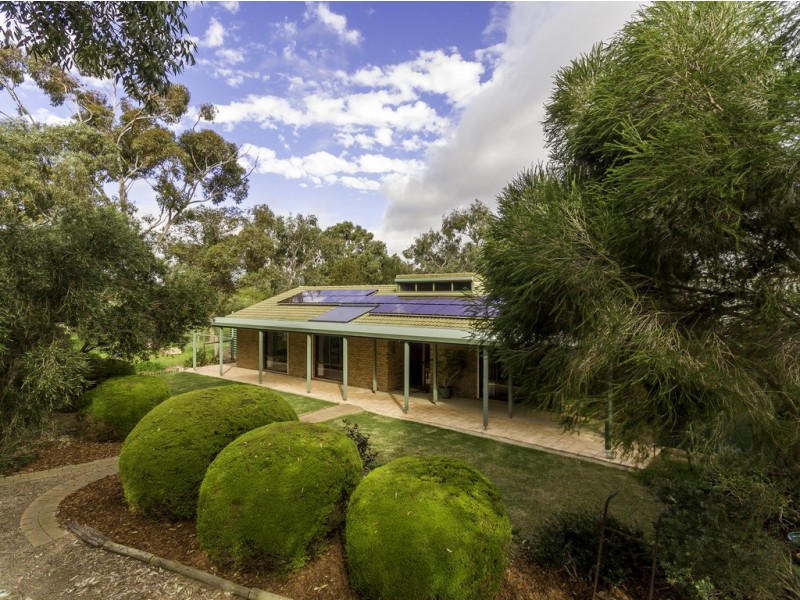 131 Communication Rd, Tatachilla SA 5171