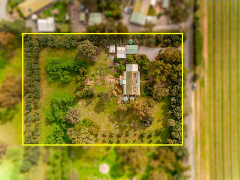 131 Communication Rd, Tatachilla SA 5171
