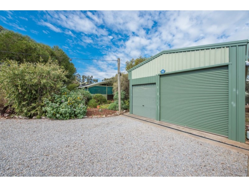 131 Communication Rd, Tatachilla SA 5171