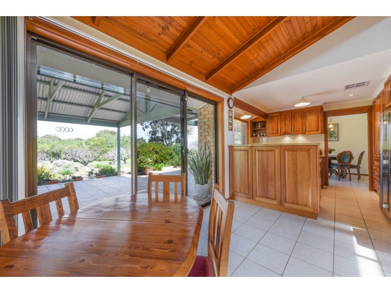 131 Communication Rd, Tatachilla SA 5171