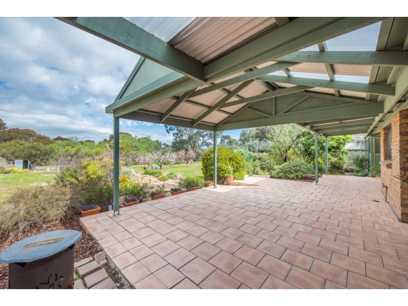 131 Communication Rd, Tatachilla SA 5171