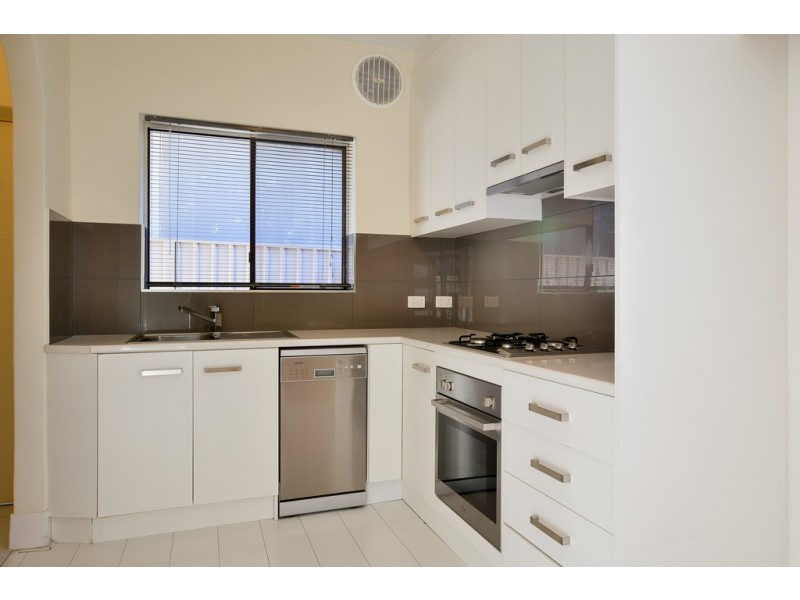 1/2 Broughton Street, Glenside SA 5065