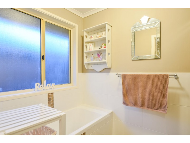 20 Zabica Avenue, Woodcroft SA 5162