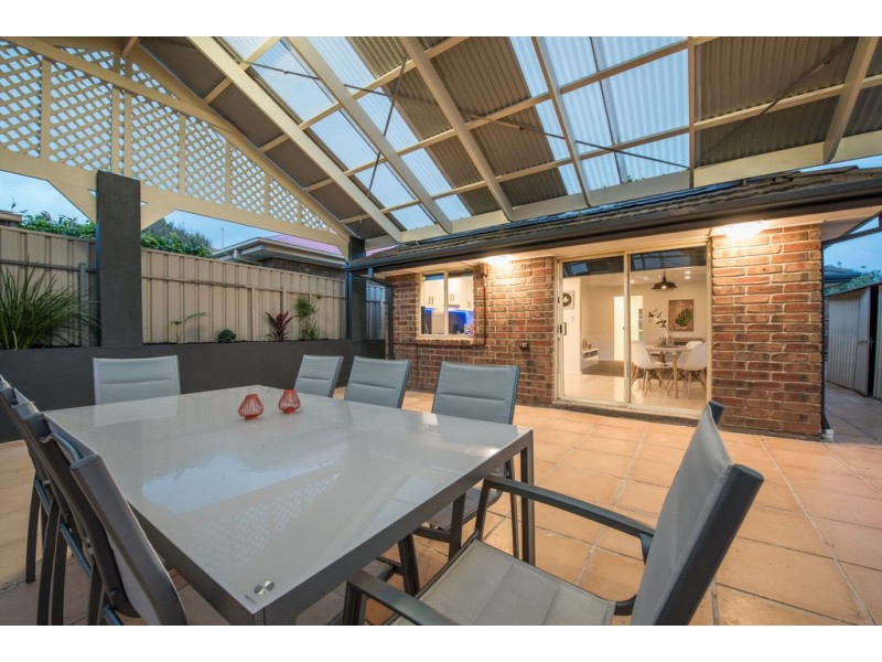 2 Hornpipe Glen, Seaford Rise SA 5169