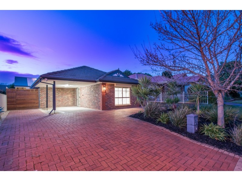 2 Hornpipe Glen, Seaford Rise SA 5169