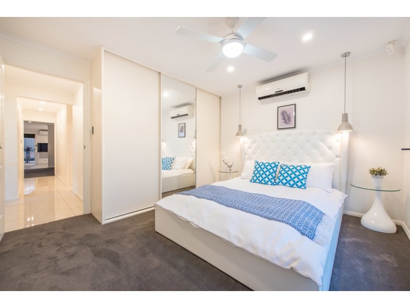 2 Hornpipe Glen, Seaford Rise SA 5169