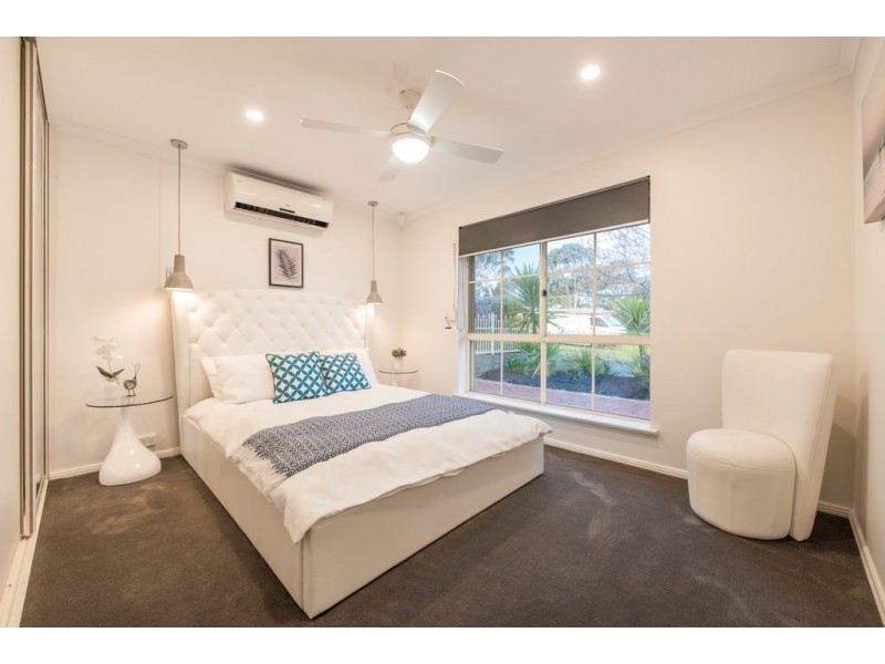 2 Hornpipe Glen, Seaford Rise SA 5169