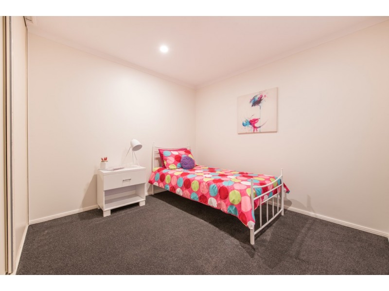 2 Hornpipe Glen, Seaford Rise SA 5169