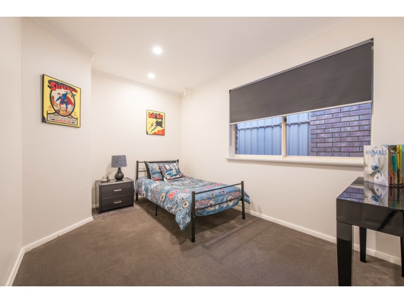 2 Hornpipe Glen, Seaford Rise SA 5169