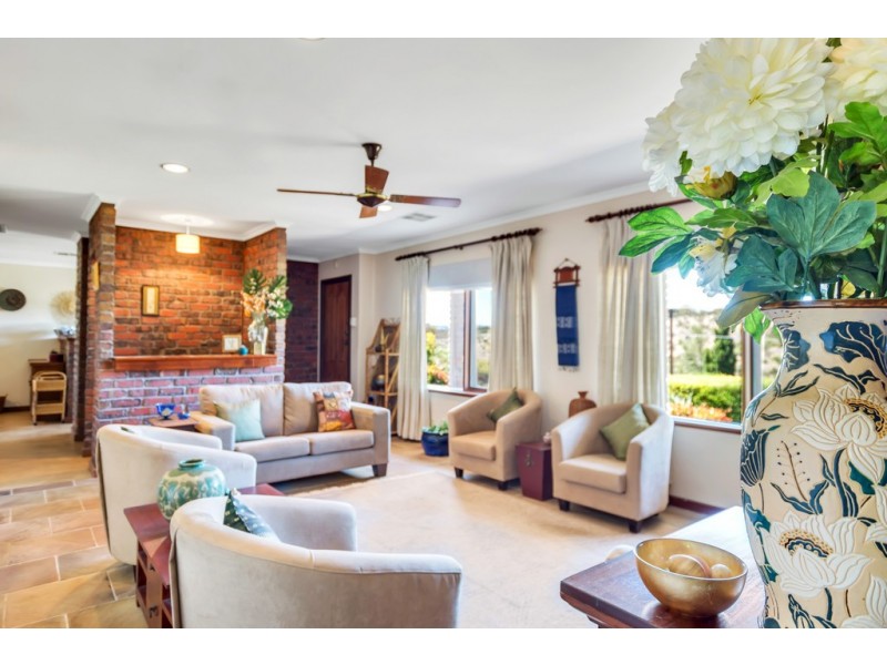 49 Karoona Crescent, Seacombe Heights SA 5047