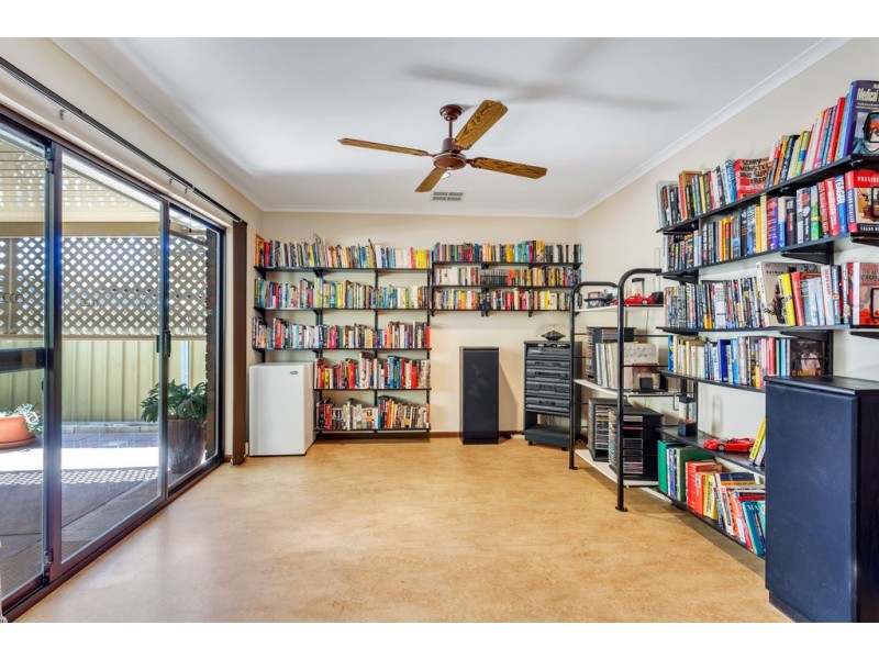 49 Karoona Crescent, Seacombe Heights SA 5047