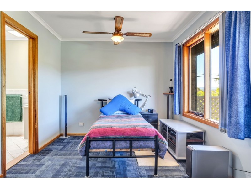 49 Karoona Crescent, Seacombe Heights SA 5047