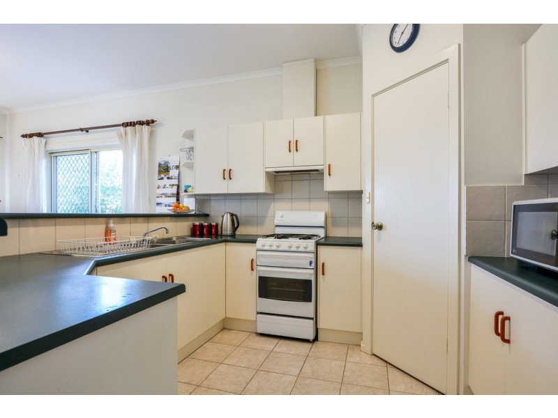 6 Petrel Court, Flagstaff Hill SA 5159