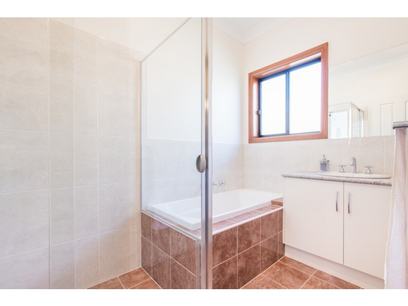 6 Gazeby Street, Glandore SA 5037