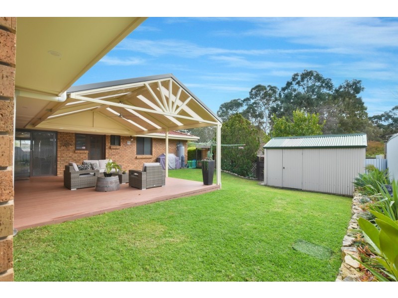 1 Ash Street, Aberfoyle Park SA 5159