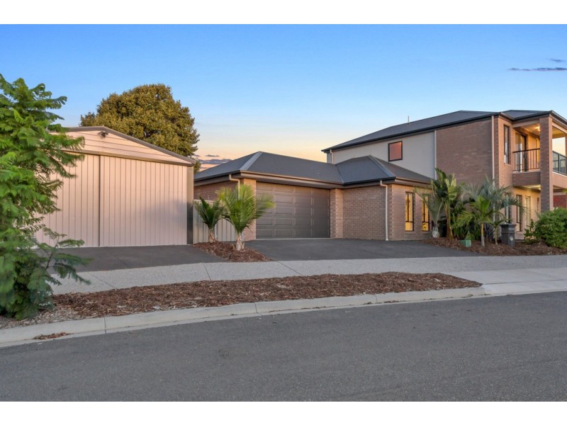 38 Mori Street, Woodcroft SA 5162