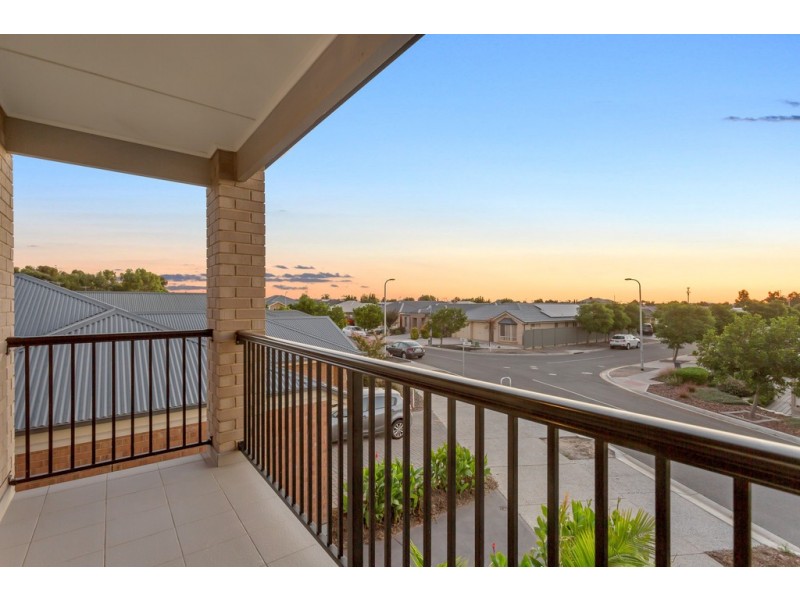 38 Mori Street, Woodcroft SA 5162