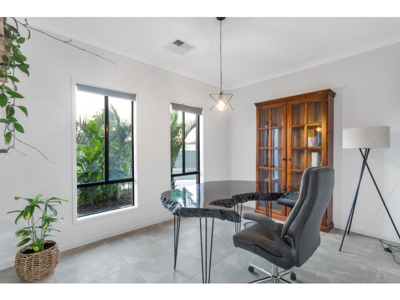 38 Mori Street, Woodcroft SA 5162