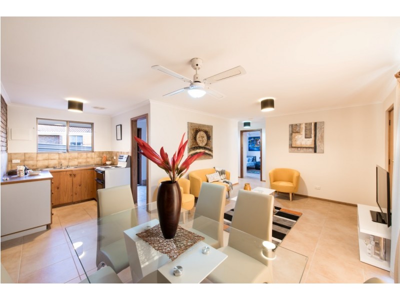 2/113 The Cove Road, Hallett Cove SA 5158