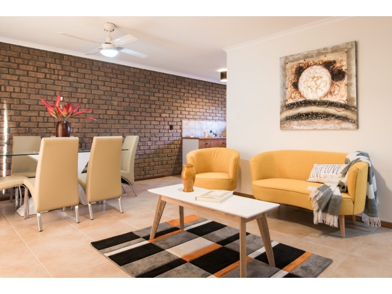 2/113 The Cove Road, Hallett Cove SA 5158