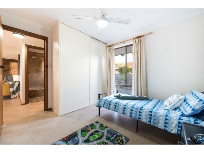 2/113 The Cove Road, Hallett Cove SA 5158