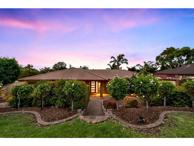 5 Farriers Way, Woodcroft SA 5162