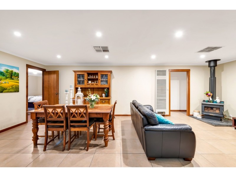 5 Farriers Way, Woodcroft SA 5162