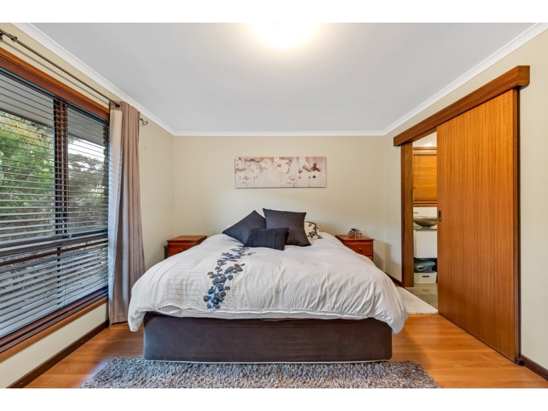 5 Farriers Way, Woodcroft SA 5162