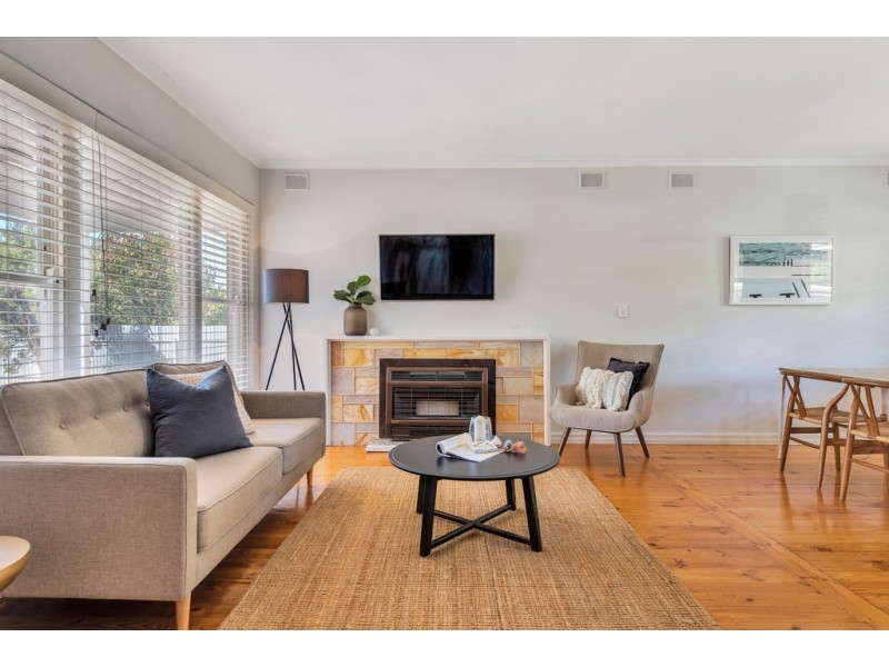 35 Oakleigh Road, Marion SA 5043