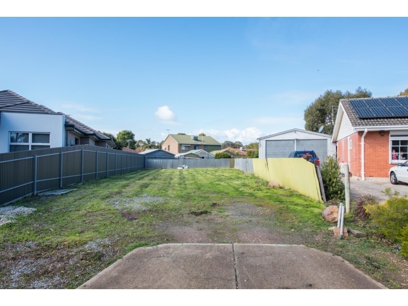 26 Marie Avenue, Morphett Vale SA 5162