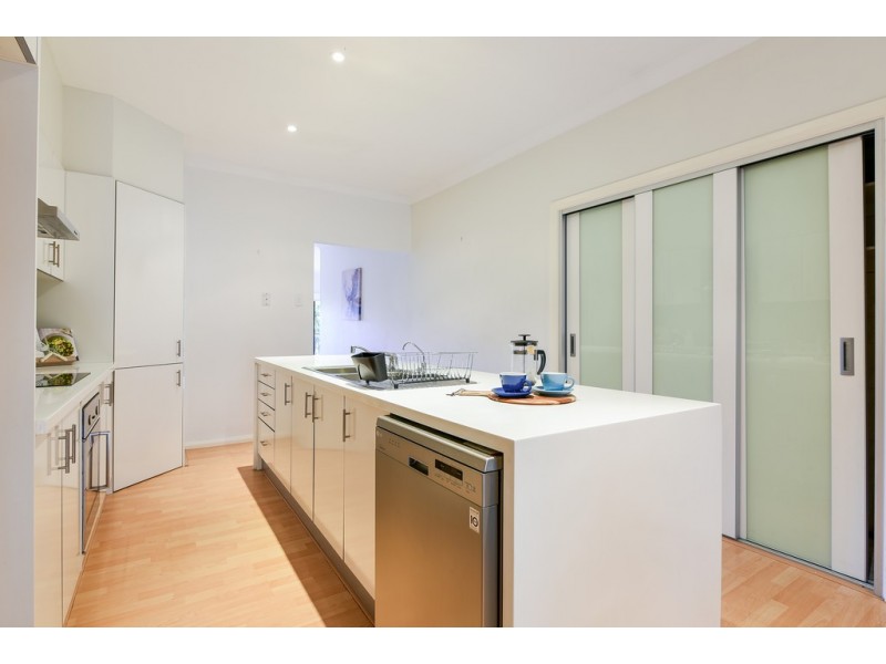15 Blyth Street, Happy Valley SA 5159