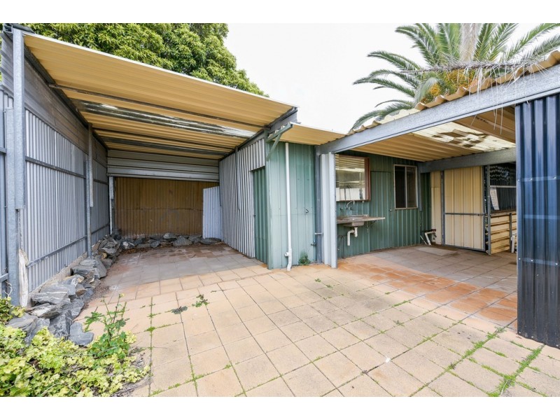 16 Kelly Road, Christies Beach SA 5165