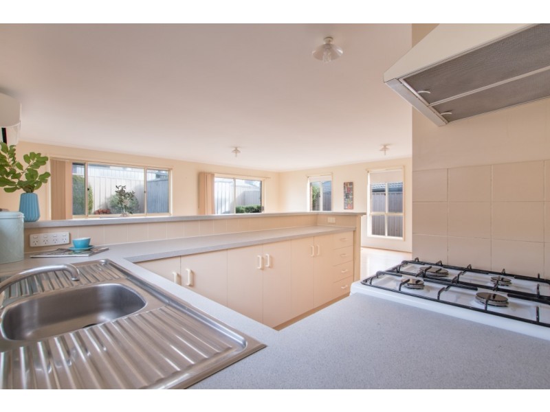 35 Tuscanny Way, Woodcroft SA 5162