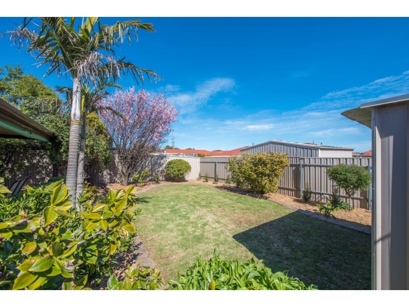 27 Brooks Circuit, Woodcroft SA 5162