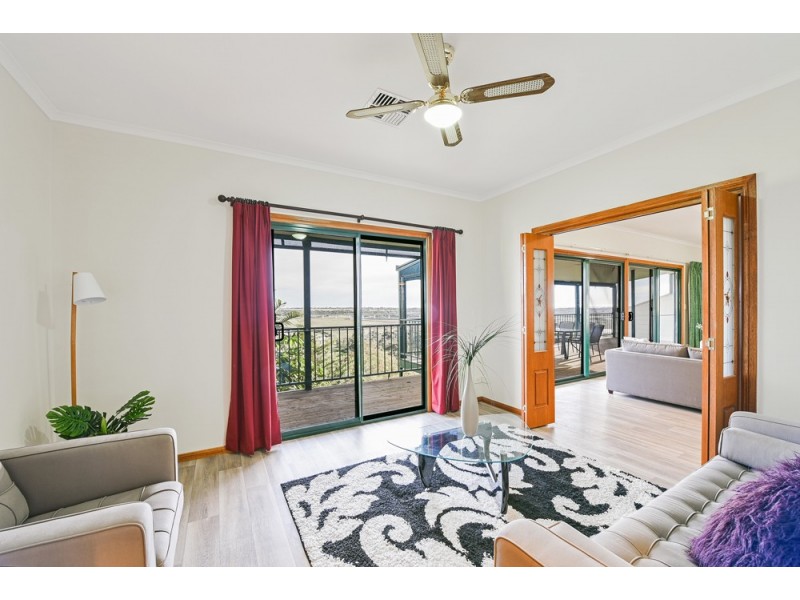 5 Triangle Court, Noarlunga Downs SA 5168