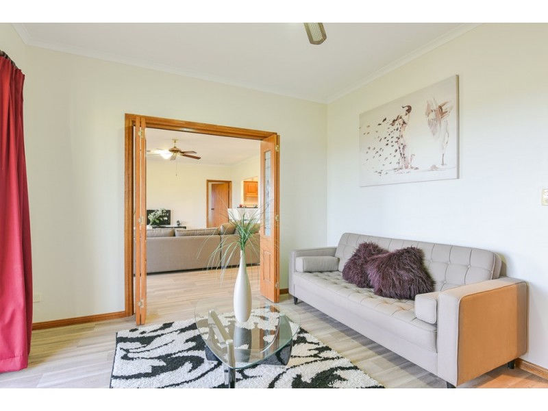 5 Triangle Court, Noarlunga Downs SA 5168