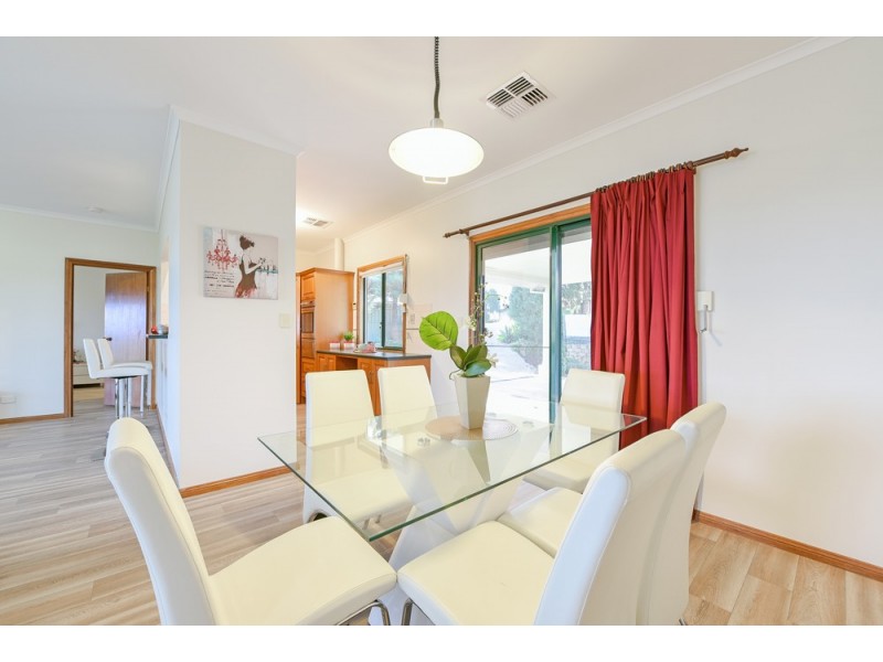 5 Triangle Court, Noarlunga Downs SA 5168