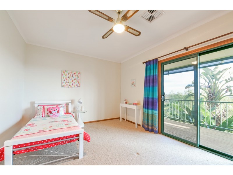 5 Triangle Court, Noarlunga Downs SA 5168