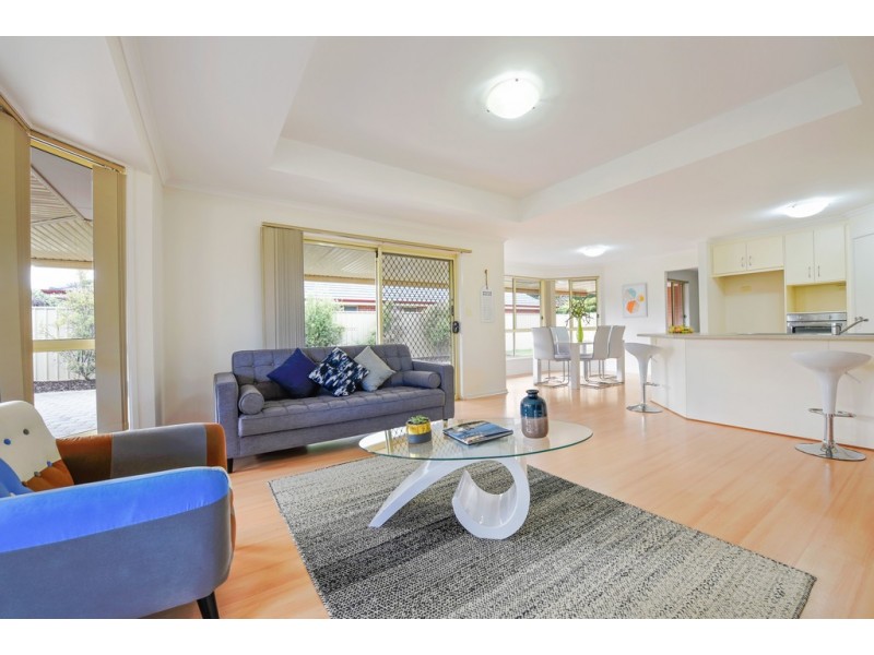 22 Stern Road, Seaford Meadows SA 5169