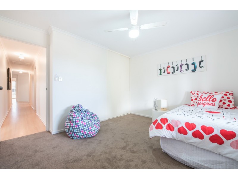 22 Stern Road, Seaford Meadows SA 5169