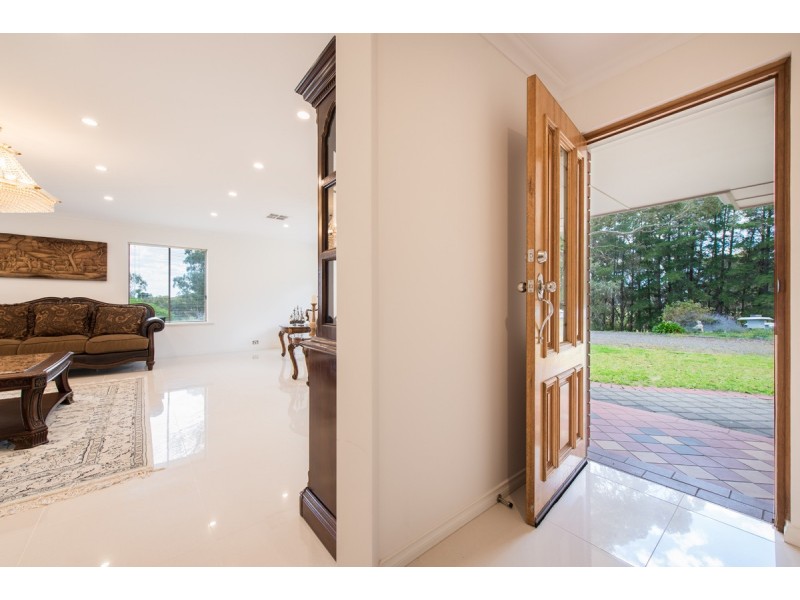 28 Piggott Range Road, Chandlers Hill SA 5159
