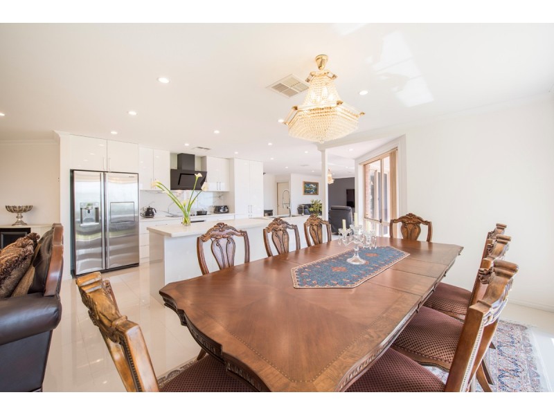 28 Piggott Range Road, Chandlers Hill SA 5159