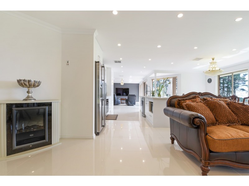 28 Piggott Range Road, Chandlers Hill SA 5159