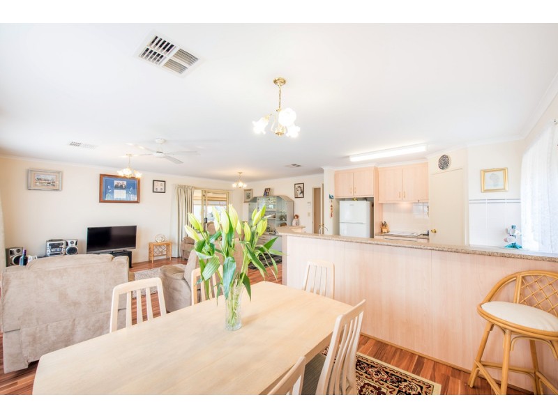 16 Barton Street, Yankalilla SA 5203